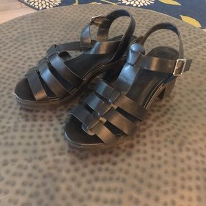 Black Wild Fable Thick Sole sandals